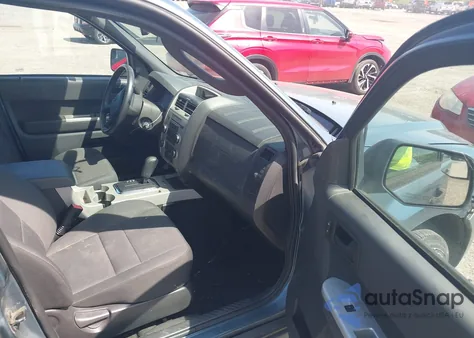 2010 Ford Escape Xlt from USA, damaged, VIN 1FMCU0D75AKB56335